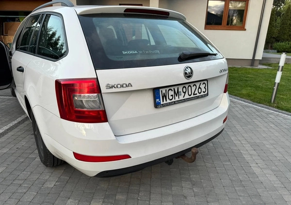 Skoda Octavia cena 26900 przebieg: 314000, rok produkcji 2015 z Żnin małe 79